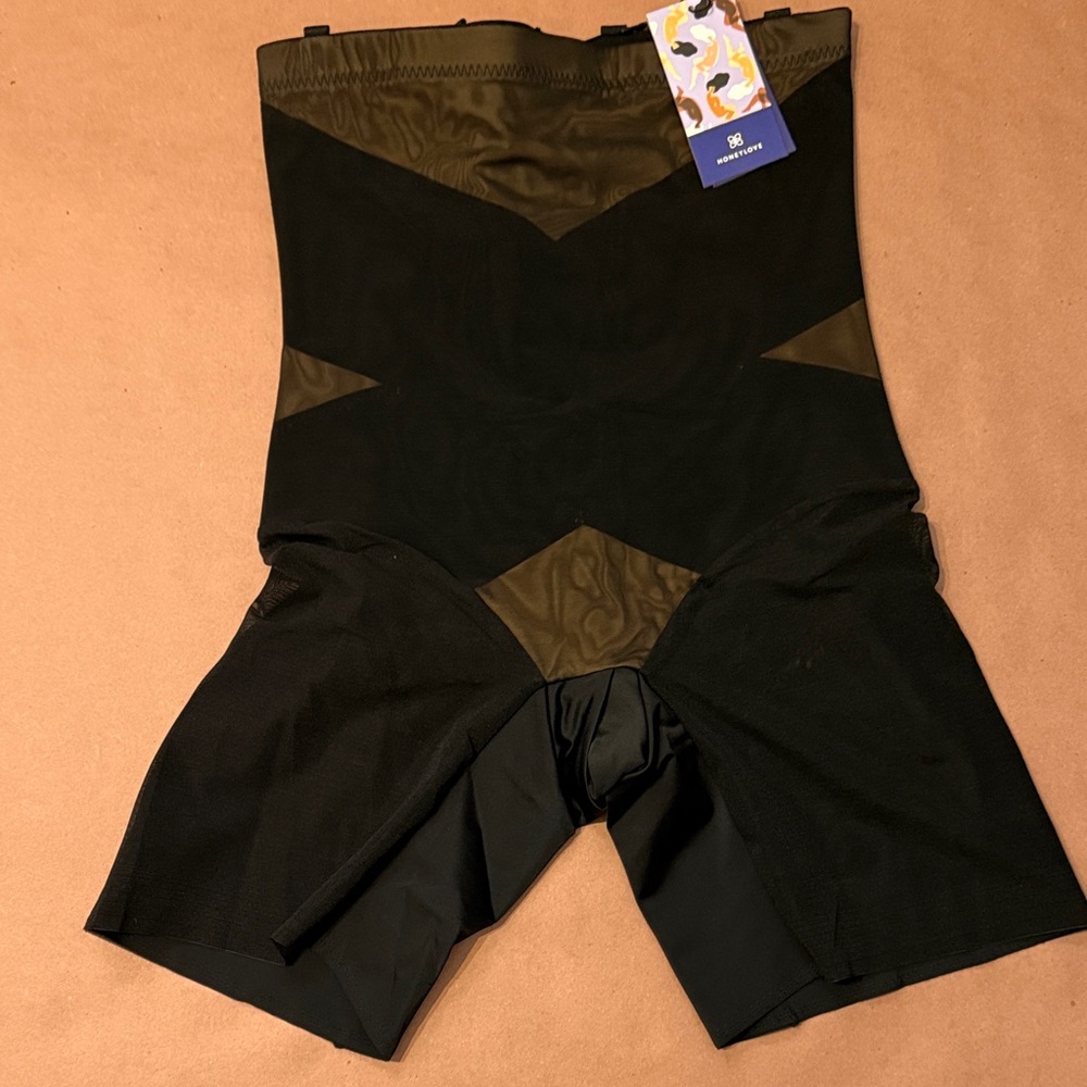 Honeylove Black and Cream Shapewear